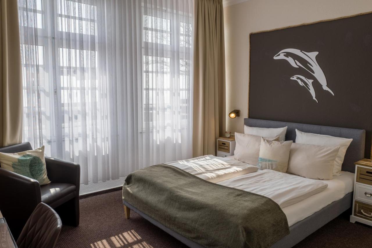 Akzent Strandhotels Seestern, Delphin & Lachs Wilhelmshaven Extérieur photo