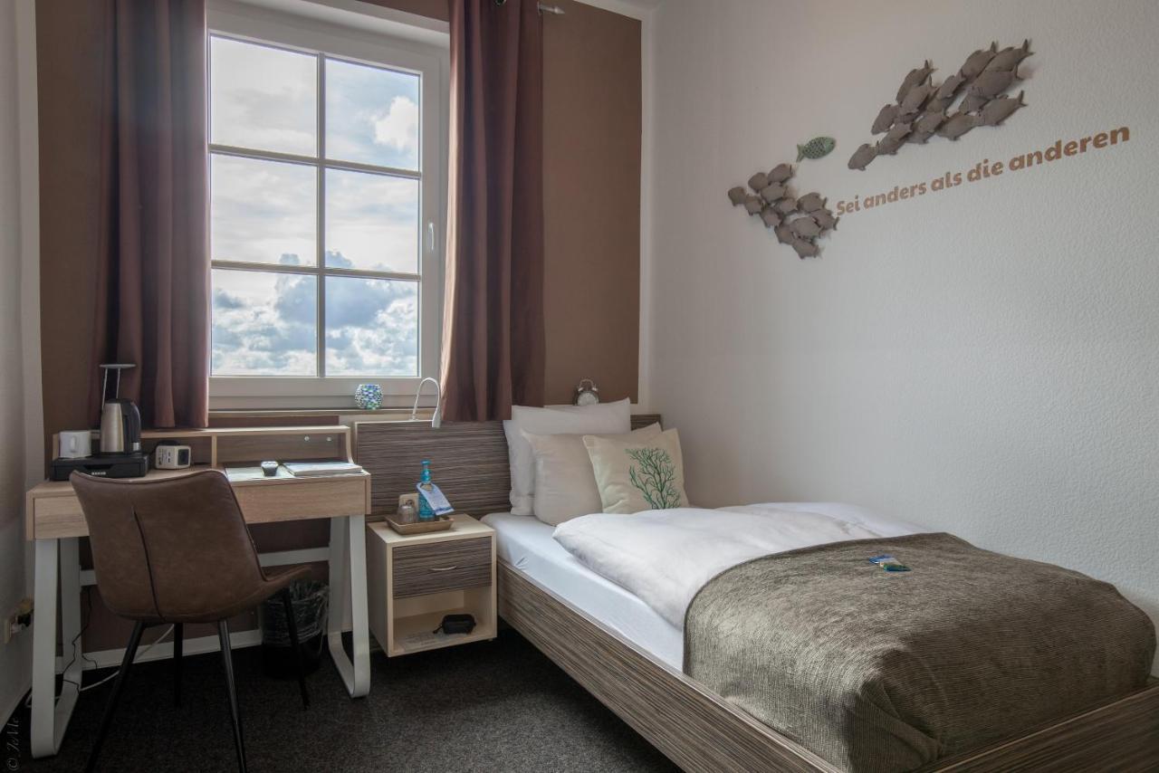 Akzent Strandhotels Seestern, Delphin & Lachs Wilhelmshaven Extérieur photo